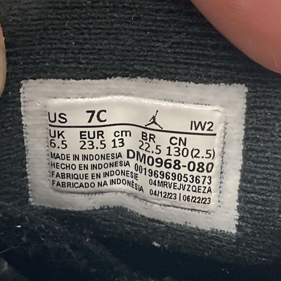 Kids Size 7 C Nike Air Jordan 3 Retro DM0968-080 Gray Lace-Up Sneaker Shoes - Picture 8 of 8